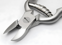 Professional Nail Clippers, Heavy-Duty Stainless Steel Nippers for Hard and Thick Nails, Toe Nail Cutter (MED-45) - Image 3